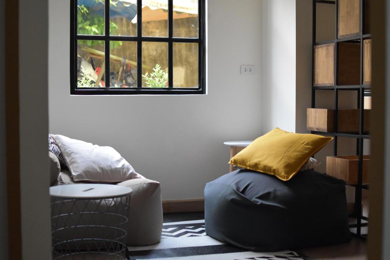 Tidjai Bangkok Hostel Ngoại thất bức ảnh