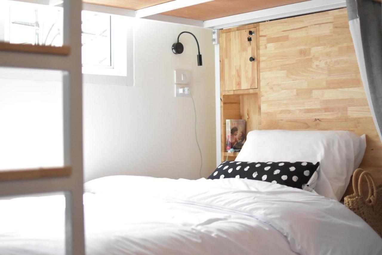 Tidjai Bangkok Hostel Ngoại thất bức ảnh